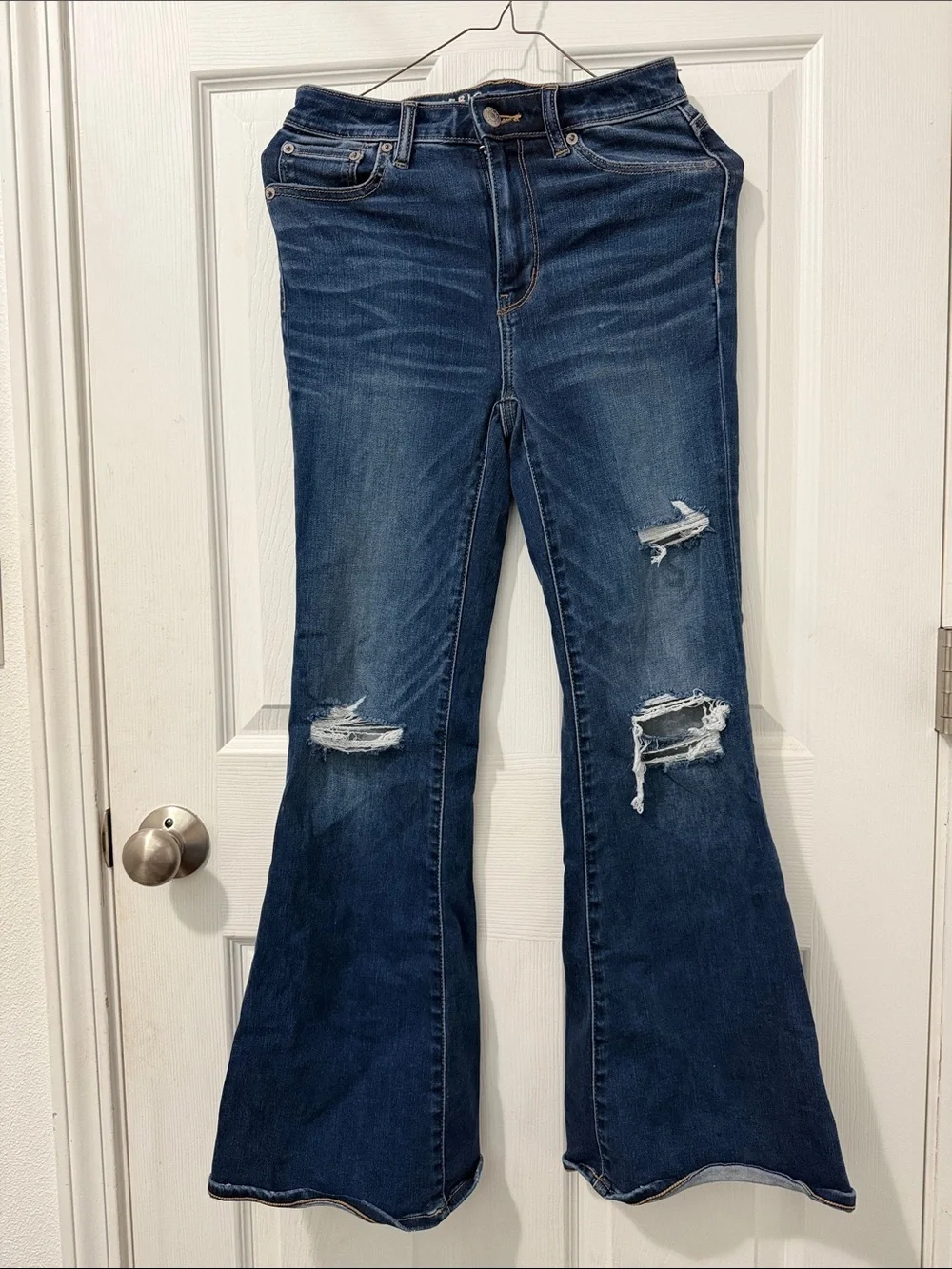 American Eagle Outfitters Dark Blue Distressed Super High Rise Flare Jeans 0S - Picture 1 of 6